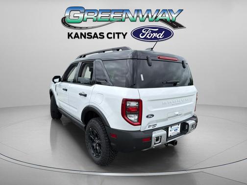 Oxford White 2026 Ford Bronco Sport Outer Banks