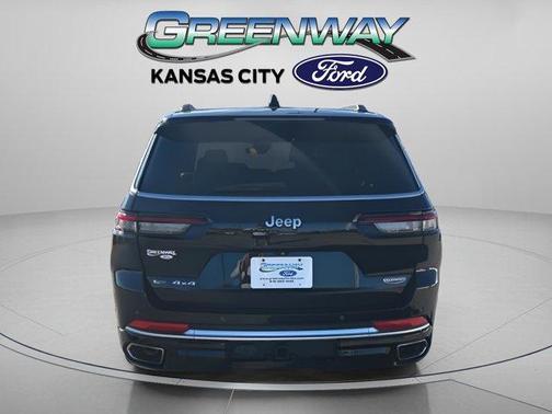 2022 Jeep Grand Cherokee L Summit