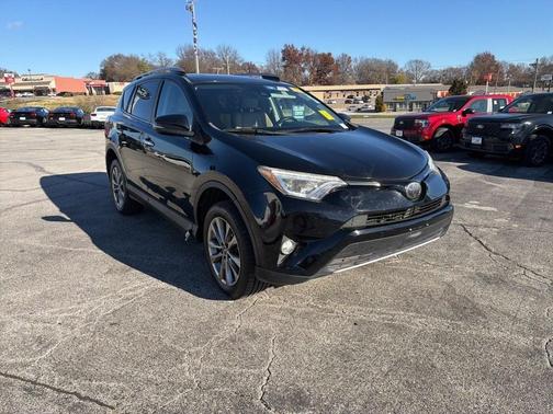 2017 Toyota RAV4 Sport