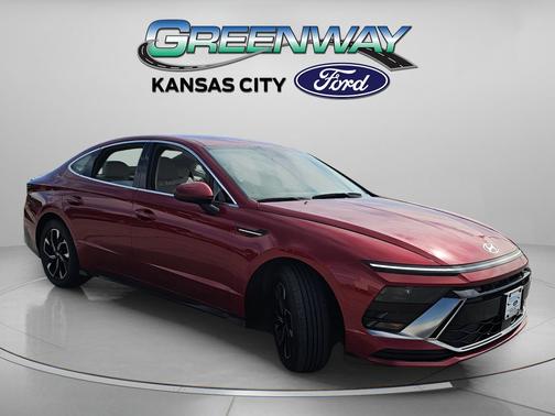 Ultimate red 2025 Hyundai SONATA SEL