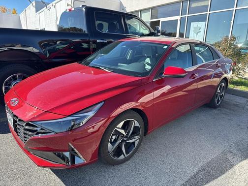 2023 Hyundai ELANTRA Limited