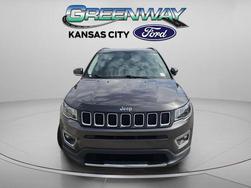 Granite Crystal Metallic Clearcoat 2019 Jeep Compass Limited