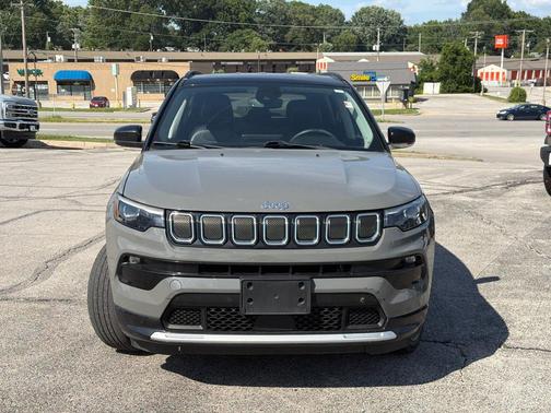 Sting-Gray Clearcoat 2022 Jeep Compass Limited