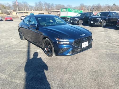 2022 Genesis G70 3.3T
