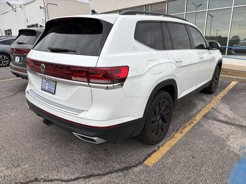 2024 Volkswagen Atlas 2.0T SE w/Technology