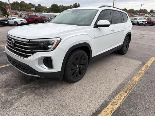 2024 Volkswagen Atlas 2.0T SE w/Technology