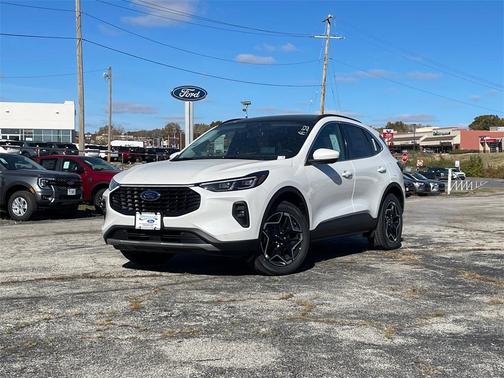 2026 Ford Escape Platinum