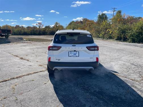 2026 Ford Escape Platinum