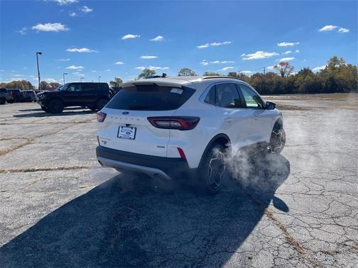 2026 Ford Escape Platinum