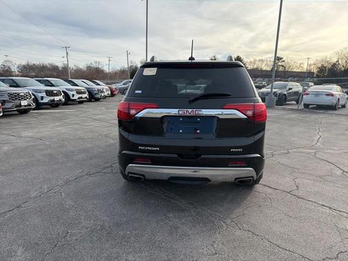 2017 GMC Acadia Denali