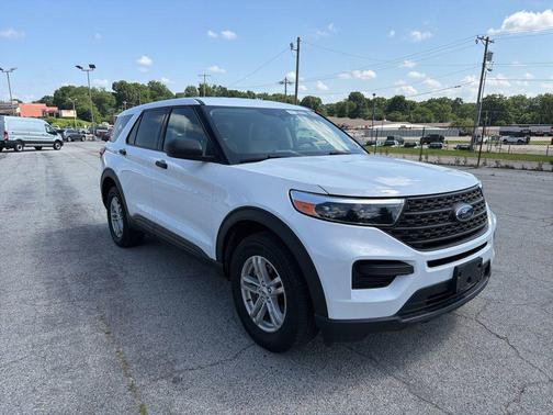 OXFORD WHITE 2023 Ford Explorer Base