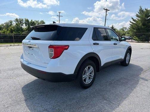 Oxford White 2023 Ford Explorer Base