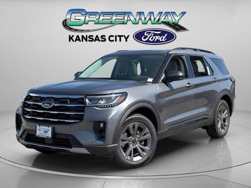 Carbonized Gray Metallic 2026 Ford Explorer Active