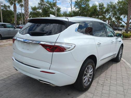 Summit White 2022 Buick Enclave AWD Premium