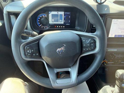 Shadow Black 2023 Ford Bronco Base 4 Door 4x4