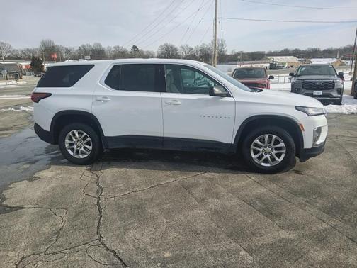 2023 Chevrolet Traverse LS