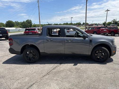 Carbonized Gray Metallic 2026 Ford Maverick Lariat