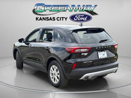 AGATE BLACK METALLIC 2026 Ford Escape Active