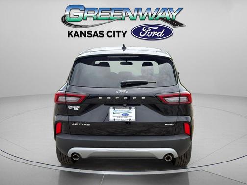 AGATE BLACK METALLIC 2026 Ford Escape Active