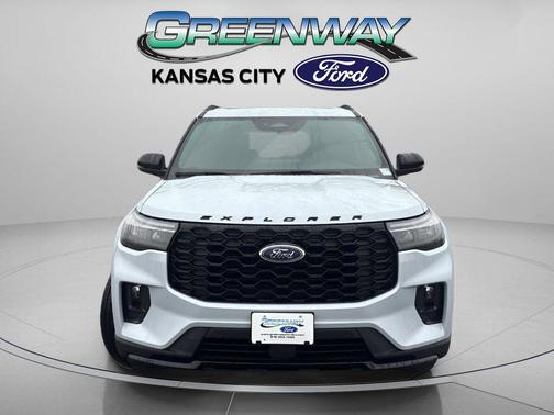 Space White Metallic 2026 Ford Explorer ST-Line