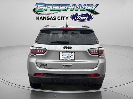 2022 Jeep Compass Altitude