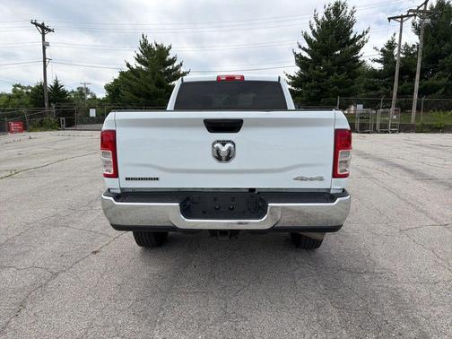 Bright White Clearcoat 2024 RAM 2500 Big Horn