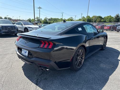 2025 Ford Mustang EcoBoost Premium