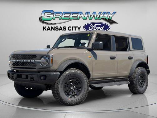 Gray 2026 Ford Bronco Badlands