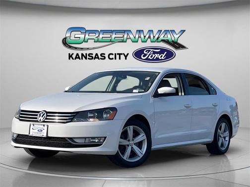 2015 Volkswagen Passat 1.8T Limited Edition