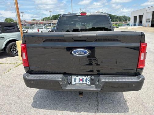 AGATE BLACK METALLIC 2023 Ford F-150 XLT