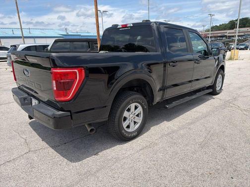 AGATE BLACK METALLIC 2023 Ford F-150 XLT