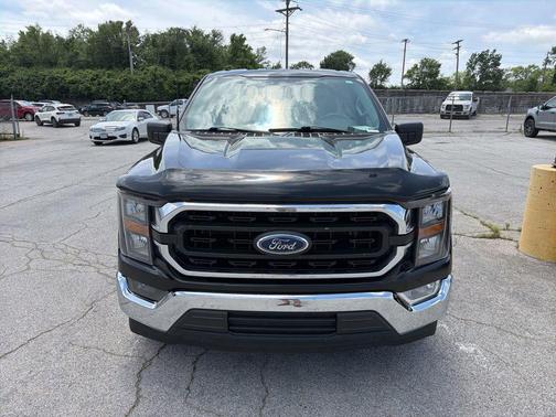 AGATE BLACK METALLIC 2023 Ford F-150 XLT