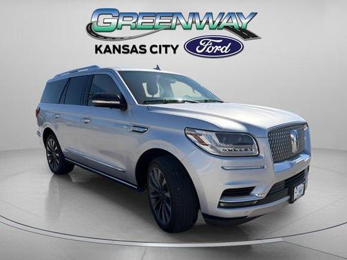 Ingot Silver 2019 Lincoln Navigator Select