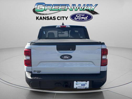 SPACE WHITE METALLIC 2026 Ford Maverick Lariat
