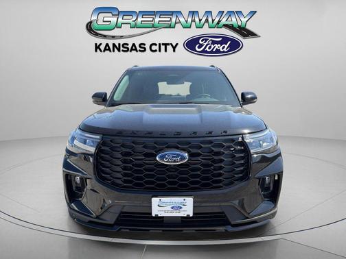 Agate Black Metallic 2026 Ford Explorer ST-Line