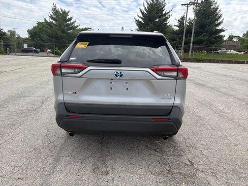 Silver Sky Metallic 2021 Toyota RAV4 Hybrid LE