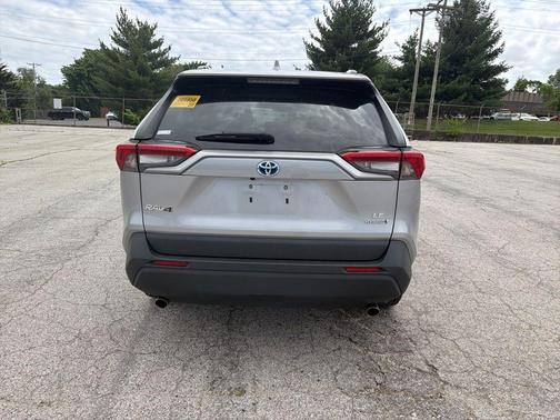 Silver Sky Metallic 2021 Toyota RAV4 Hybrid LE