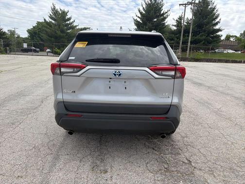 Silver Sky Metallic 2021 Toyota RAV4 Hybrid LE