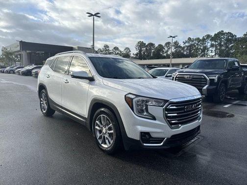 2022 GMC Terrain SLT