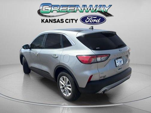 Silver Metallic 2021 Ford Escape SE