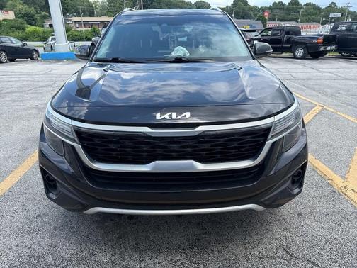 2023 Kia Seltos EX
