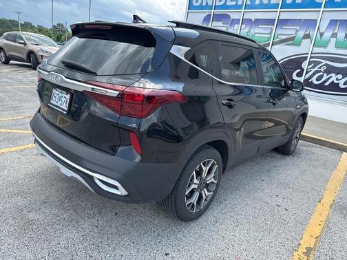 2023 Kia Seltos EX