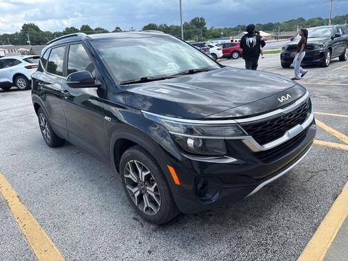 2023 Kia Seltos EX