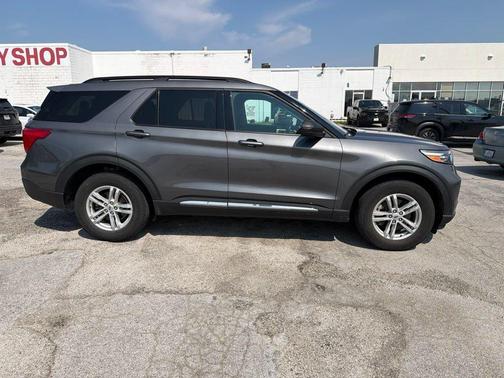 Carbonized Gray Metallic 2023 Ford Explorer XLT
