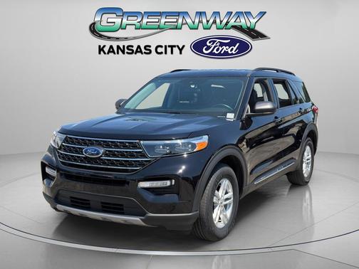 AGATE BLACK METALLIC 2024 Ford Explorer XLT
