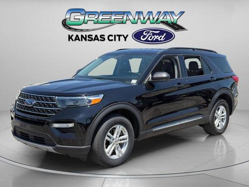 AGATE BLACK METALLIC 2024 Ford Explorer XLT