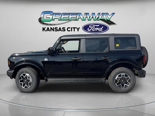 SHADOW BLACK 2026 Ford Bronco Outer Banks