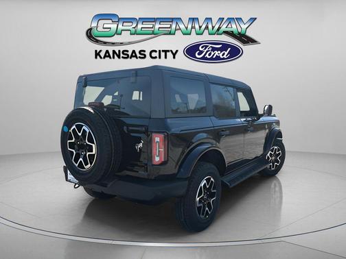 SHADOW BLACK 2026 Ford Bronco Outer Banks