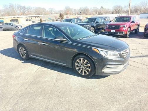 2016 Hyundai SONATA Sport