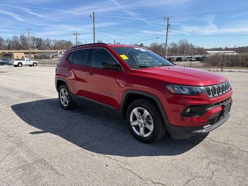 Redline Pearlcoat 2023 Jeep Compass Latitude
